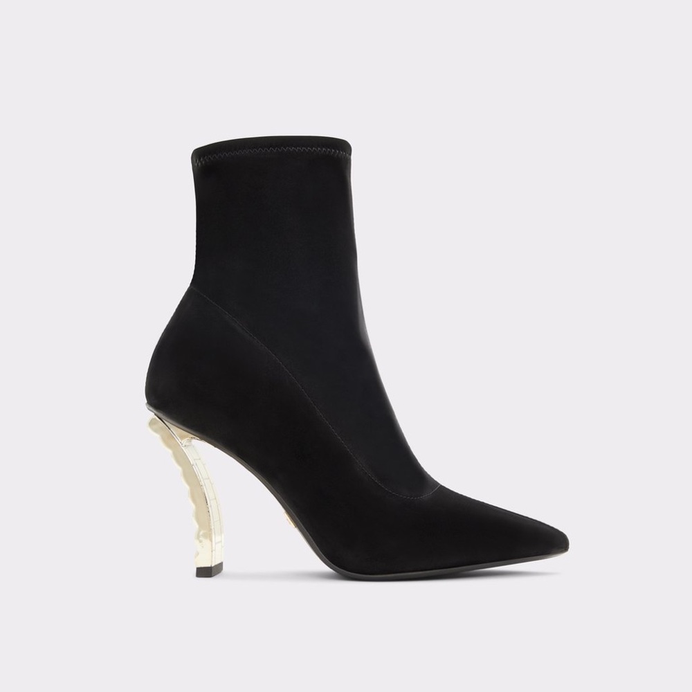 NWT Aldo Lure size 8.5 booties with stylish gold heels.